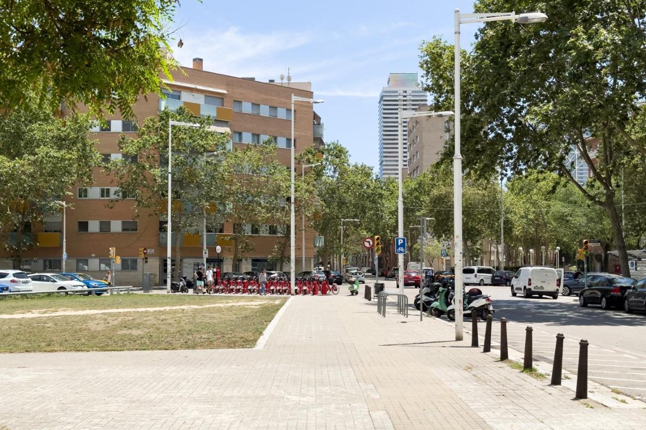 The Lonely Chimney Apartments Barcelona Bagian luar foto